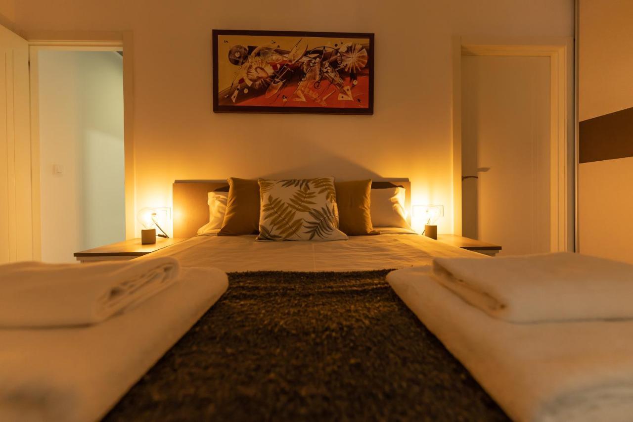 Cormelana Plaza Apartment A Coruna Luaran gambar