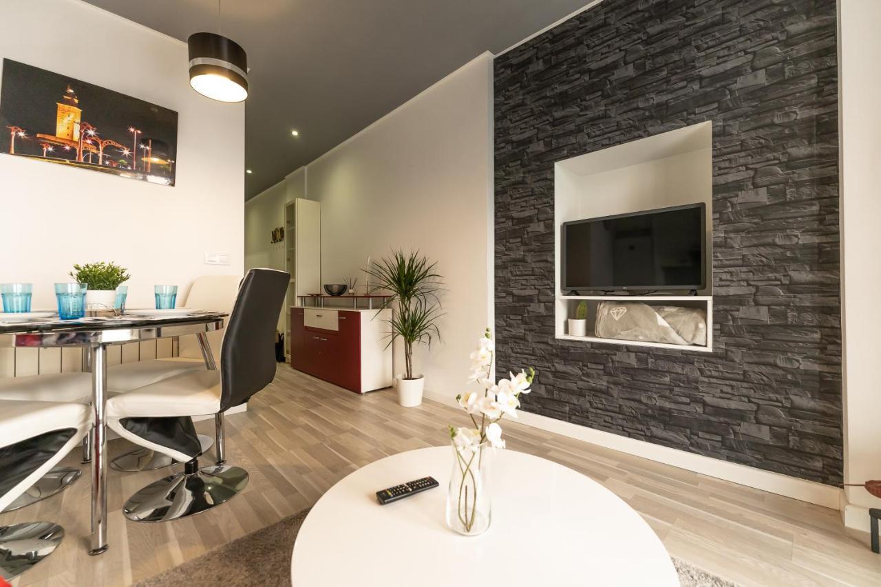 Cormelana Plaza Apartment A Coruna Luaran gambar